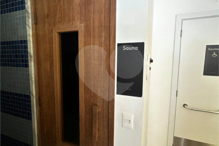 Apartamento à venda com 4 suítes em Vila Embaré, Valinhos, SP