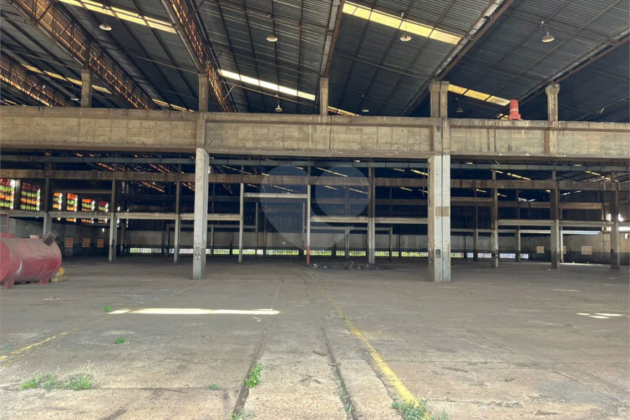 Excelente Galpão comercial para empresas disponível para venda e locação em Piracicaba - SP.