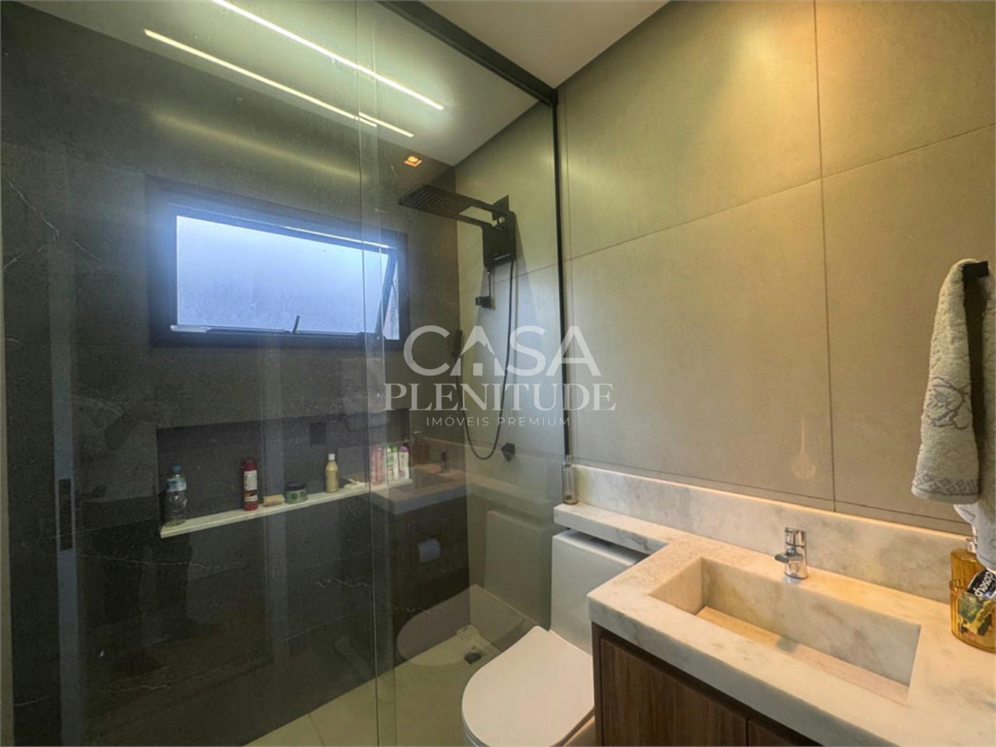 Casa em condomínio à venda com 3 quartos, sendo 1 suíte, em Wanel Ville, Sorocaba, SP