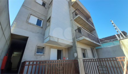 Casa à venda com 2 quartos no condomínio Residencial Luta, São Paulo - SP