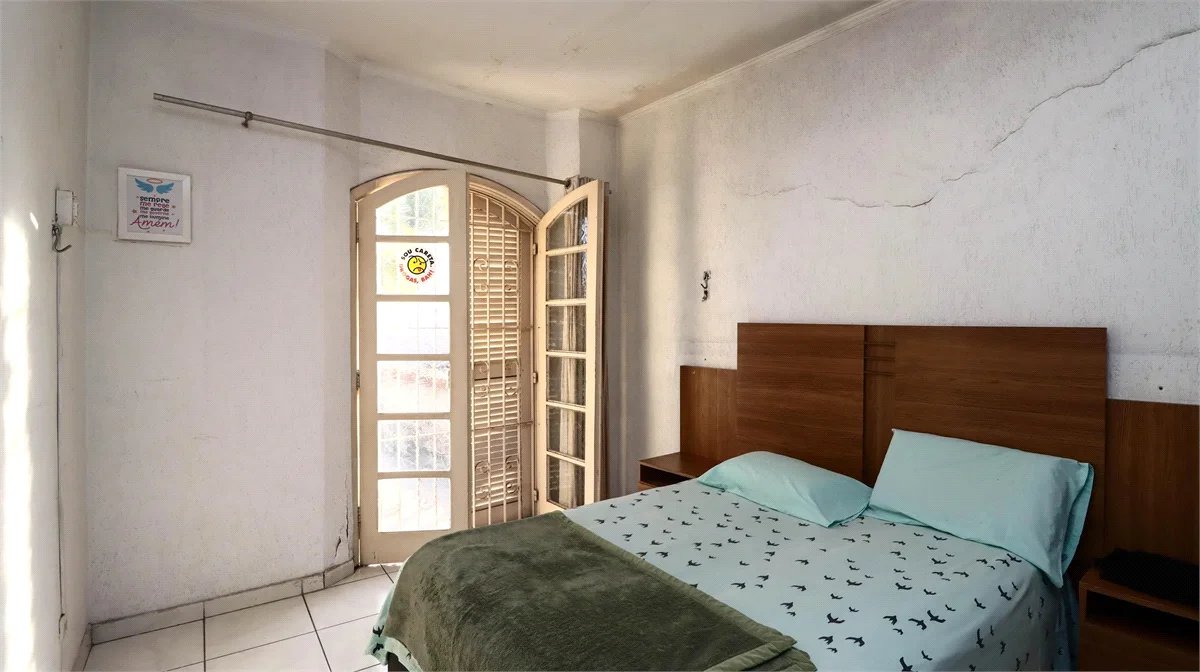 Casa à venda com 5 quartos, sendo 2 suítes,  em Vila Sônia, São Paulo, SP