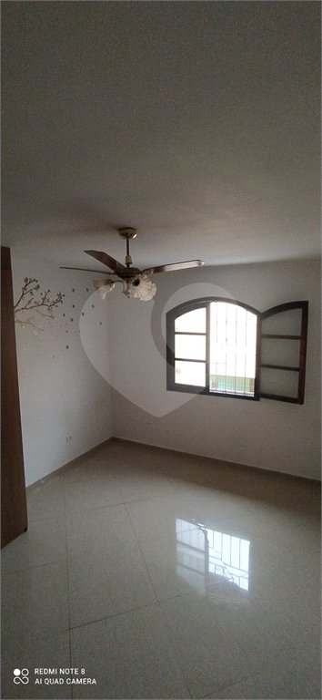 Sobrado à venda com 2 quartos em Tremembé, São Paulo, SP