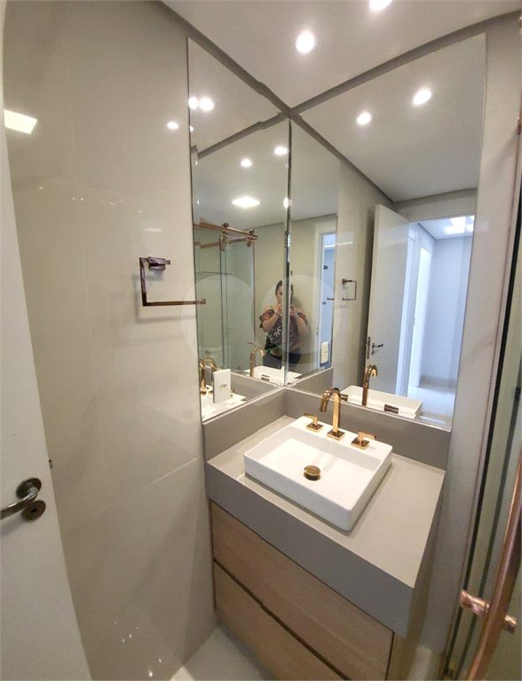 Apartamento à venda com 3 quartos, sendo 1 suíte, em Jardim Vazani, São Paulo, SP