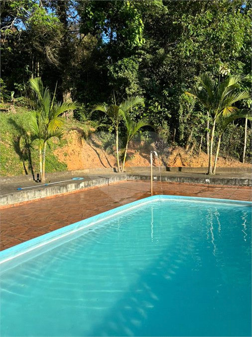 Sítio à venda com 5 quartos, sendo 1 suíte,  em Mirante do Arujá, Arujá, SP
