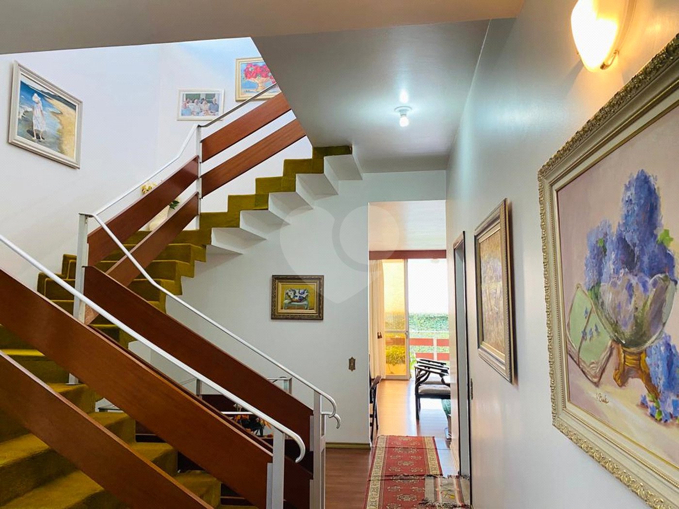 Casa à venda com 4 quartos, sendo 2 suítes, em Interlagos, São Paulo, SP