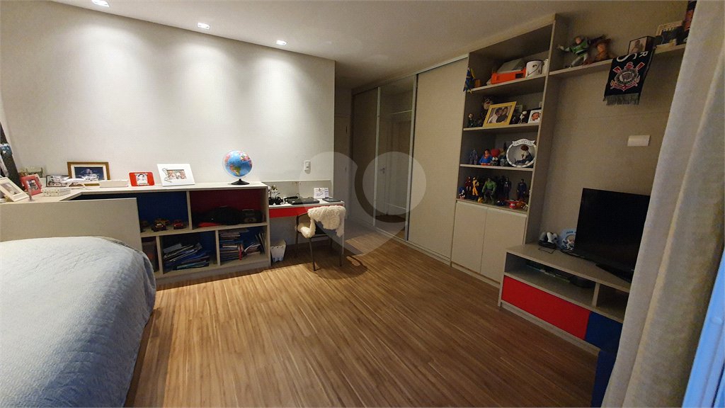 CASA A VENDA NO URBANOVA COM 390M², 5 DORMITORIOS, 6 BANHEIROS, PISCINA, 3 VAGAS, Sjc