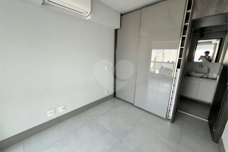 Apartamento à venda com 2 suítes em Indianópolis, São Paulo, SP