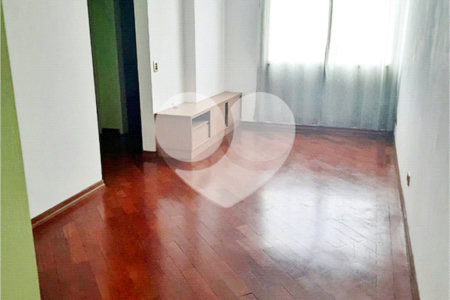 Apartamento à venda com 3 quartos, sendo 1 suíte, em Mirandópolis, São Paulo, SP