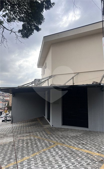 Sobrado à venda ou para alugar com 3 suítes em Jardim Patente, São Paulo, SP