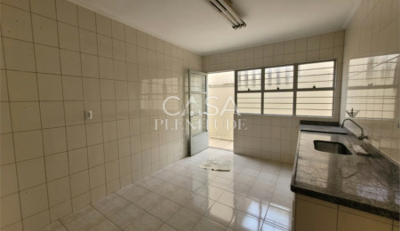 Casa Térrea à venda com 3 quartos, sendo 1 suíte,  em Vila Fiori, Sorocaba, SP