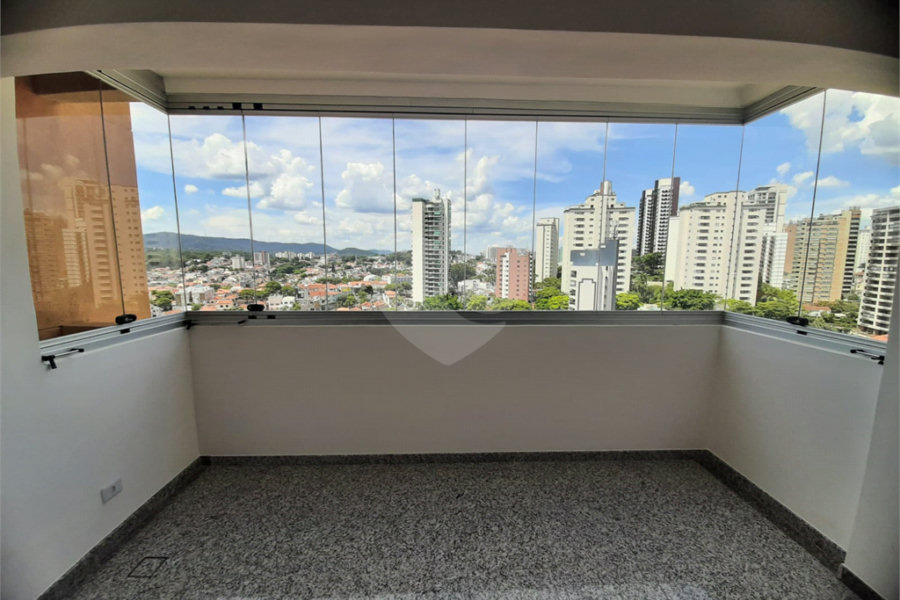 Apartamento à venda com 3 quartos, sendo 1 suíte, em Santana, São Paulo, SP