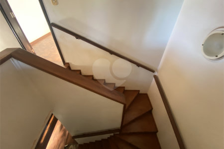 Casa à venda com 3 quartos, sendo 1 suíte, em Parque Residencial Monte Carlo, Ponta Porã, MS
