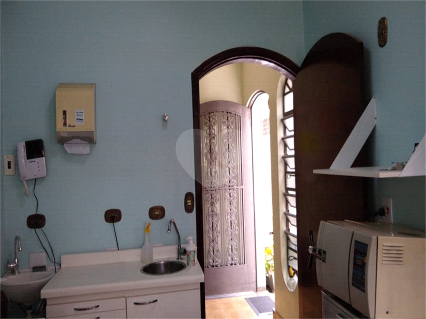 Sobrado à venda com 3 quartos, sendo 1 suíte, em Alto da Boa Vista, São Paulo, SP