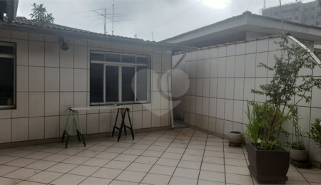 Sobrado à venda com 3 quartos, sendo 1 suíte,  em Tremembé, São Paulo, SP