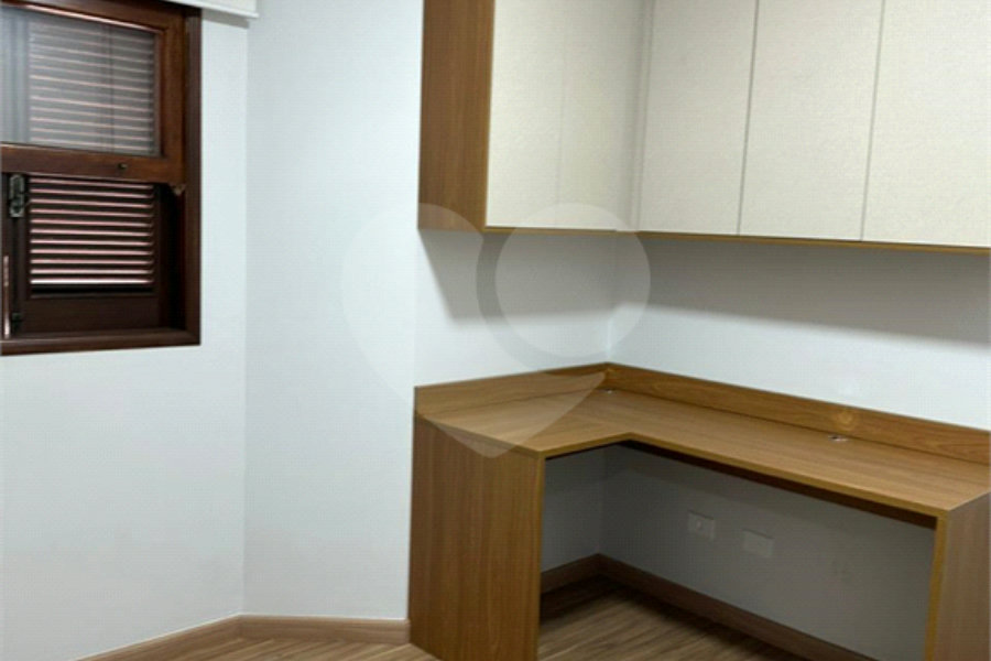 Casa à venda com 3 quartos, sendo 1 suíte, no condomínio Residencial Morada do Horto, São Paulo - SP