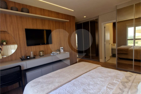 Apartamento à venda com 4 suítes em Vila Embaré, Valinhos, SP