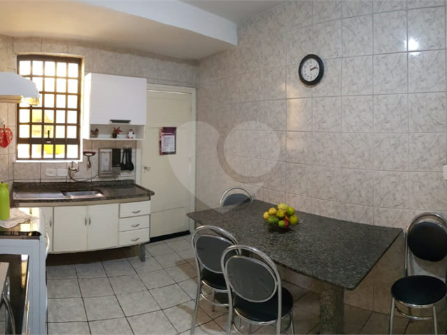 Sobrado à venda com 2 quartos em Santana, São Paulo, SP