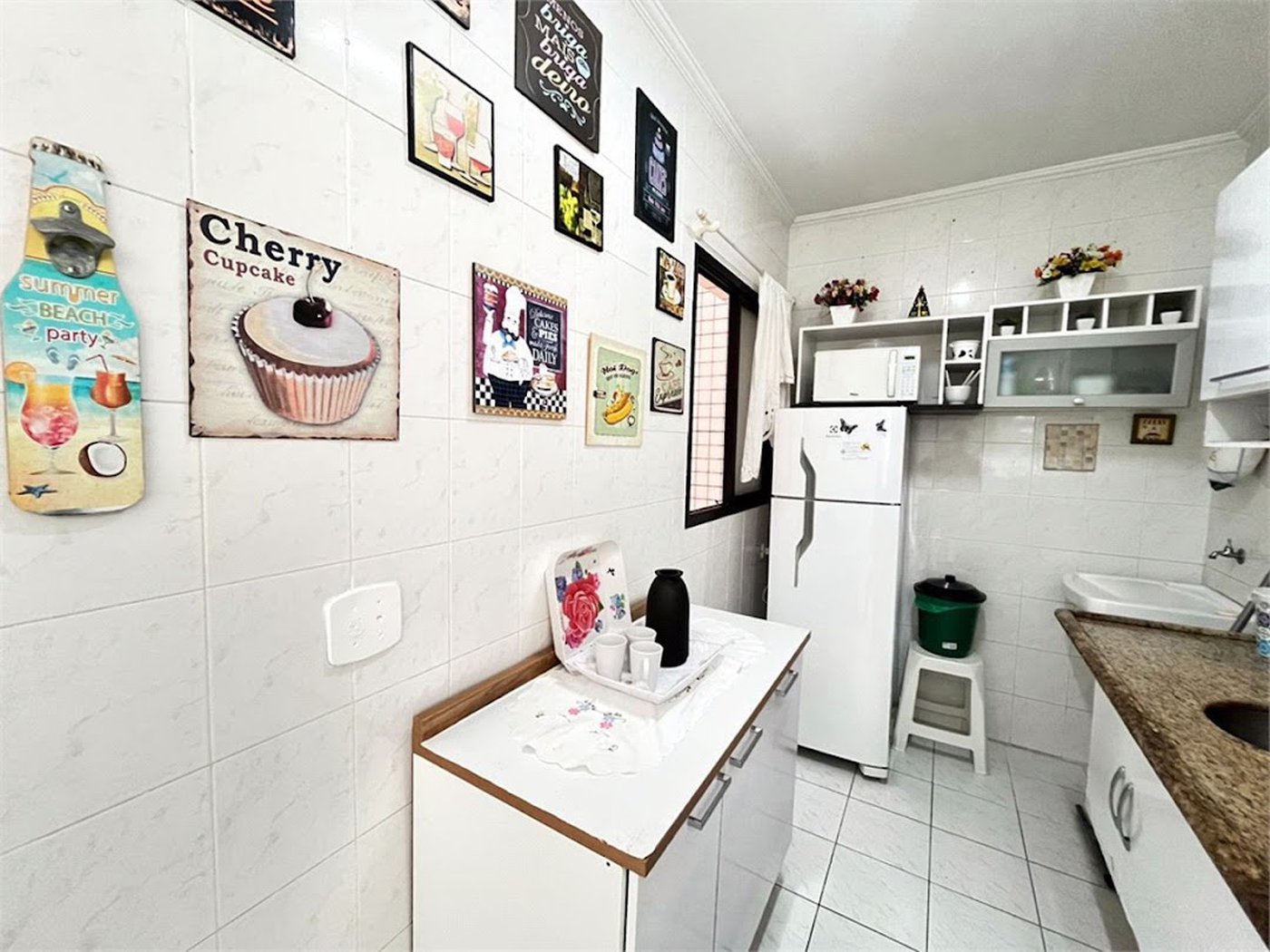 Apartamento com 1 dormitório à venda, 52 m² por R$ 265.000,00 - Jardim Três Marias - Guarujá/SP