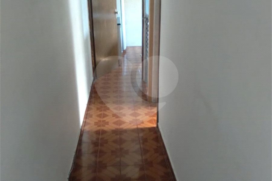 Sobrado à venda com 4 quartos em Tremembé, São Paulo, SP