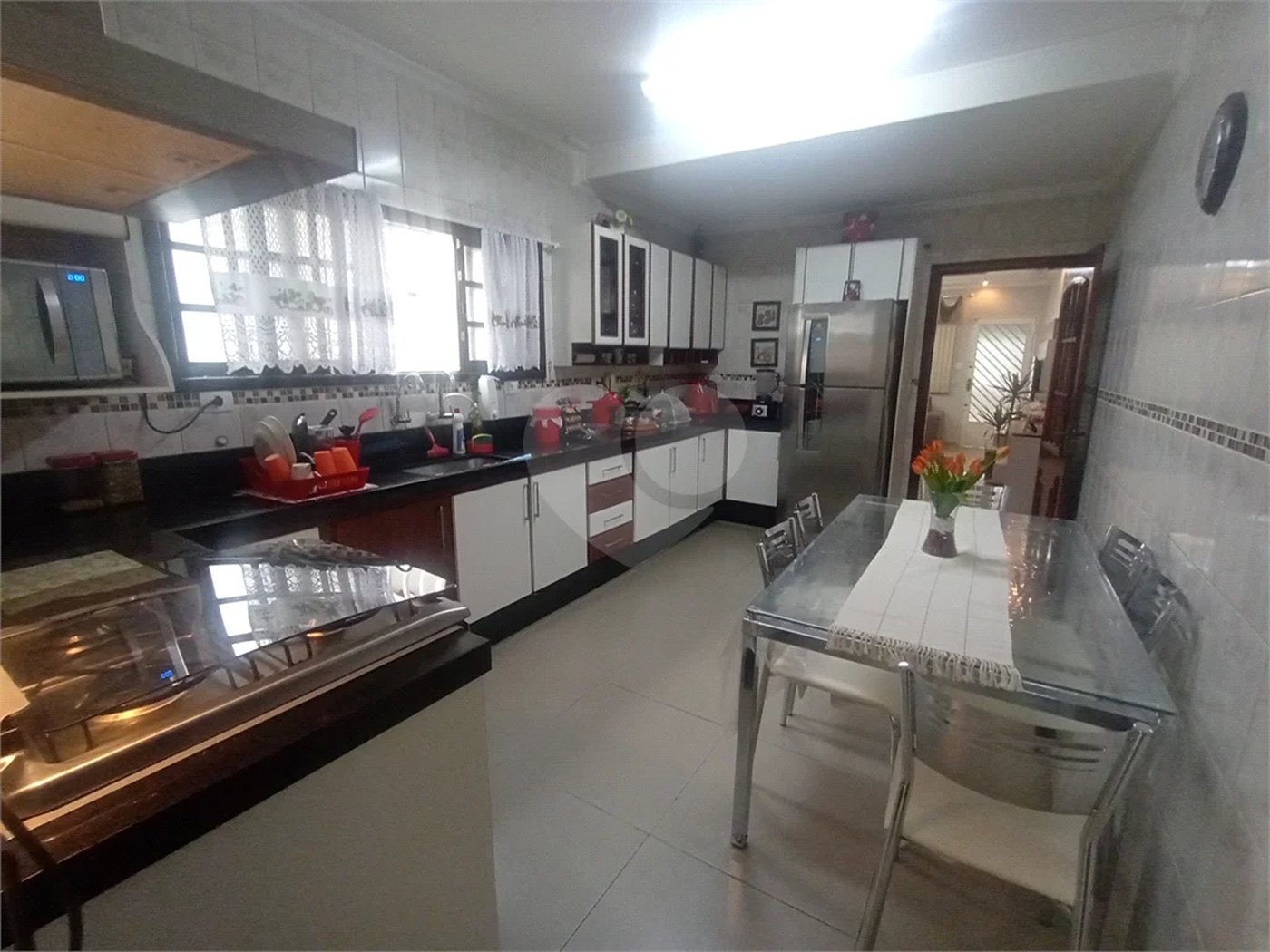 Sobrado à venda com 3 quartos, sendo 1 suíte, em Vila Gustavo, São Paulo, SP