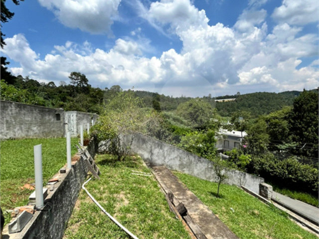 Casa à venda com 5 quartos em Luiz Fagundes, Mairiporã, SP