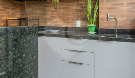 Apartamento à venda com 3 suítes em Santa Teresinha, São Paulo, SP
