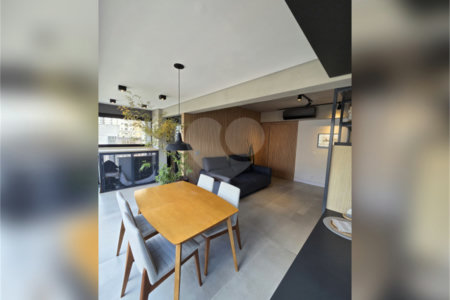 Apartamento à venda ou para alugar com 3 quartos, sendo 1 suíte,  em Vila Olímpia, São Paulo, SP