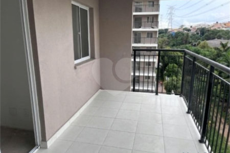 Apartamento à venda com 3 quartos, sendo 1 suíte, em Vila Andrade, São Paulo, SP