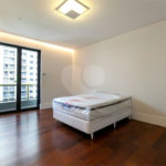Apartamento à venda com 3 suítes em Cerqueira César, São Paulo, SP