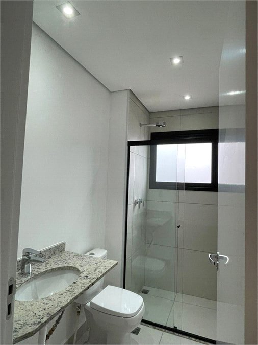 Apartamento para alugar com 2 quartos, sendo 1 suíte, em Jardim Guarujá, Sorocaba, SP