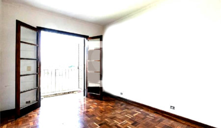 Casa à venda com 4 quartos, sendo 2 suítes,  em Indianópolis, São Paulo, SP