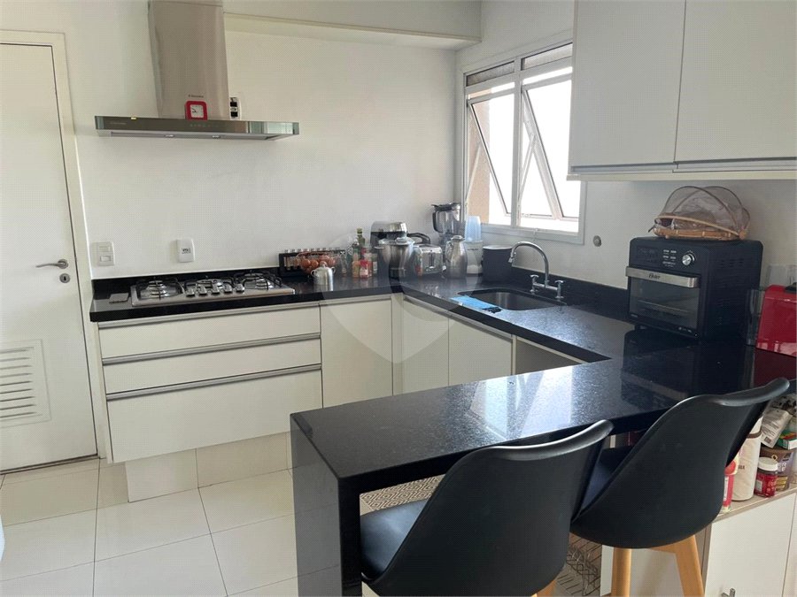 Apartamento à venda com 3 suítes em Jardim Monte Kemel, São Paulo, SP