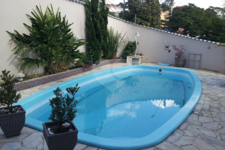 Casa à venda com 4 quartos, sendo 2 suítes, no condomínio Travessa Mário Antônio Correia,174, São Paulo - SP