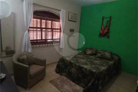 Casa à venda com 3 quartos, sendo 1 suíte, em Rasa, Armação dos Búzios, RJ