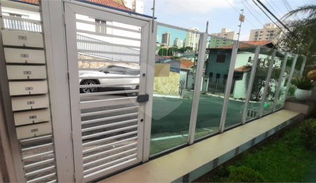 Casa à venda com 3 quartos, sendo 2 suítes,  no condomínio Mário Araújo, São Paulo - SP