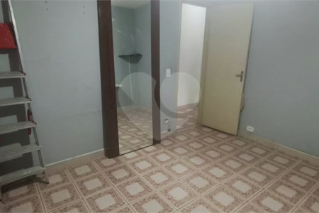 Casa à venda com 3 quartos, sendo 1 suíte,  em Jardim Vila Galvão, Guarulhos, SP