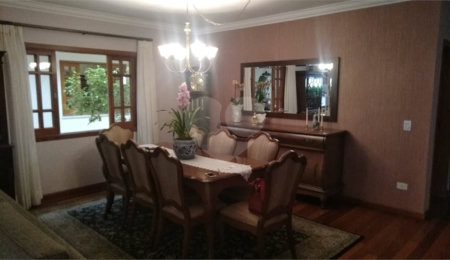 Casa Térrea à venda com 3 suítes em Super Quadra Morumbi, São Paulo, SP
