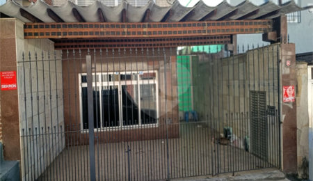 Sobrado à venda com 3 quartos em Chora Menino, São Paulo, SP