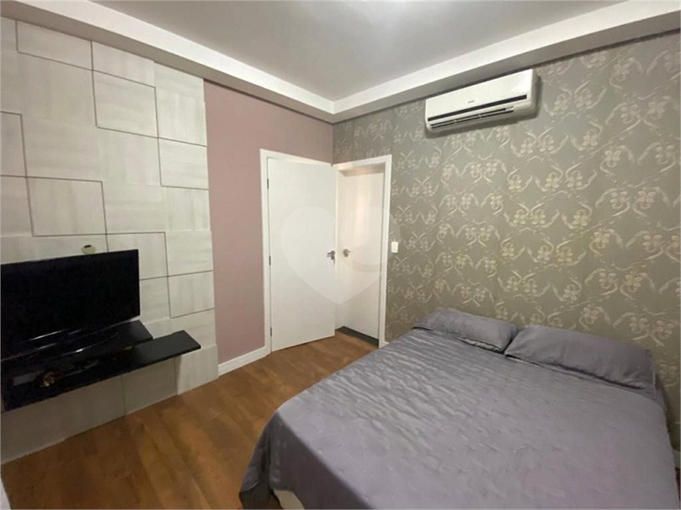 Casa à venda com 3 suítes no condomínio Villa dos Inglezes, Sorocaba - SP