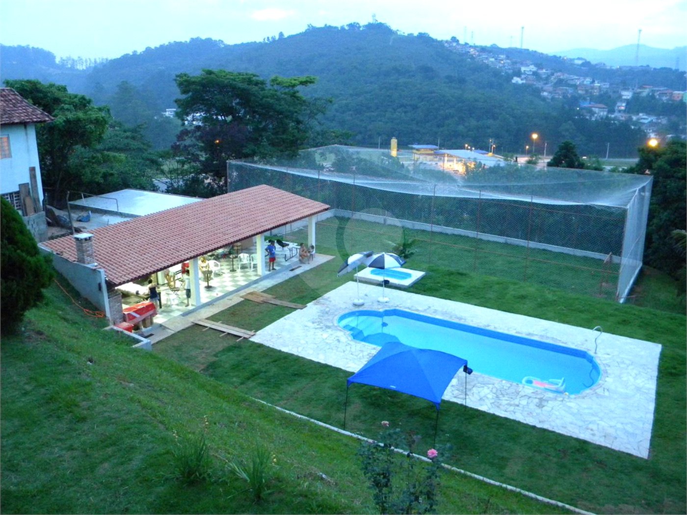 Chácara à venda com 7 quartos, sendo 1 suíte, em Capoavinha, Mairiporã, SP