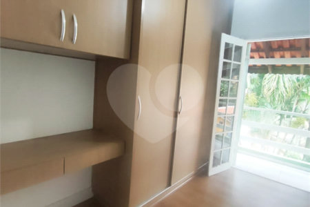 Casa à venda com 4 quartos, sendo 1 suíte, em Ivoturucaia, Jundiaí, SP