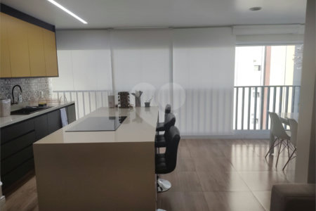 Apartamento à venda com 4 quartos, sendo 2 suítes, em Pinheiros, São Paulo, SP