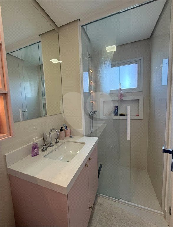 Apartamento à venda com 3 quartos, sendo 1 suíte,  em Vila Mogilar, Mogi das Cruzes, SP