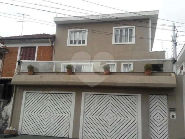 Sobrado à venda com 3 suítes em Santana, São Paulo, SP