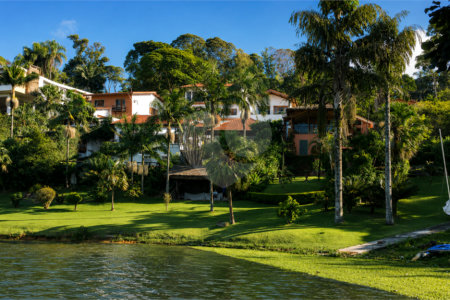 Casa à venda com 8 quartos, sendo 4 suítes, em Parque Alves de Lima, São Paulo, SP