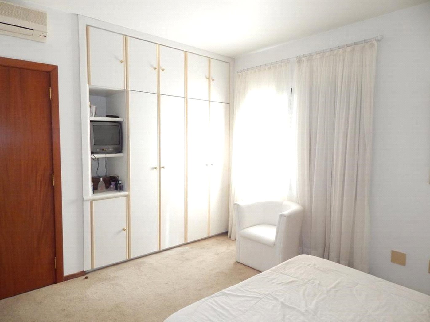 Apartamento à venda com 4 quartos, sendo 2 suítes, em Perdizes, São Paulo, SP