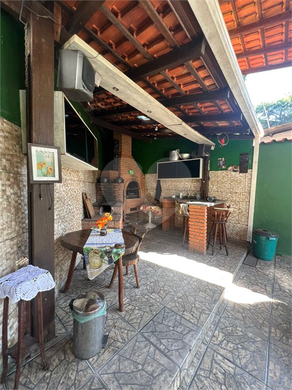 Casa à venda com 3 quartos, sendo 1 suíte,  em Mogi Moderno, Mogi das Cruzes, SP