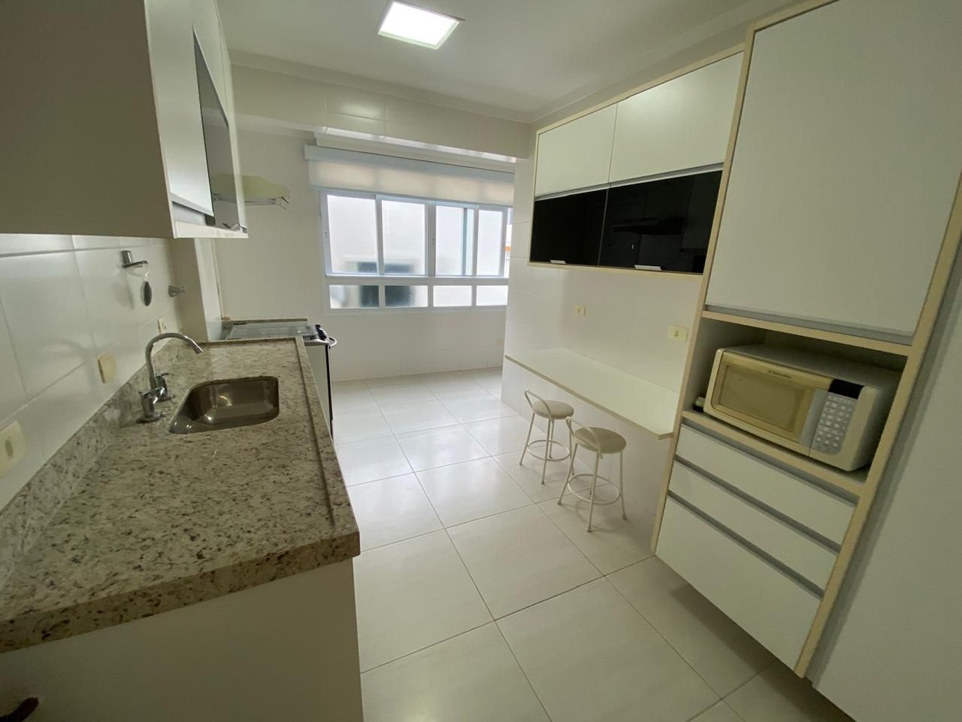 Apartamento com 2 dormitórios à venda, 109 m² por R$ 850.000,00 - Boqueirão - Santos/SP