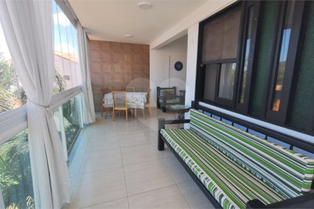 Flat à venda com 2 quartos em Caravelas, Armação dos Búzios, RJ