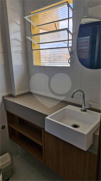 Casa à venda com 2 quartos, sendo 1 suíte, no condomínio A.m.costa, São Paulo - SP